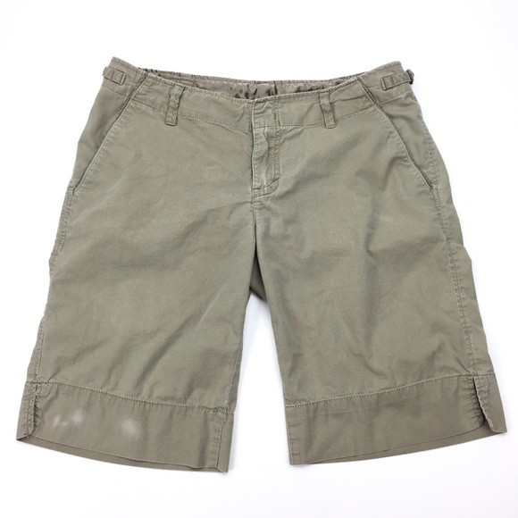 The North Face Shorts, women’s Size 10, Khaki - Picture 2 of 8
